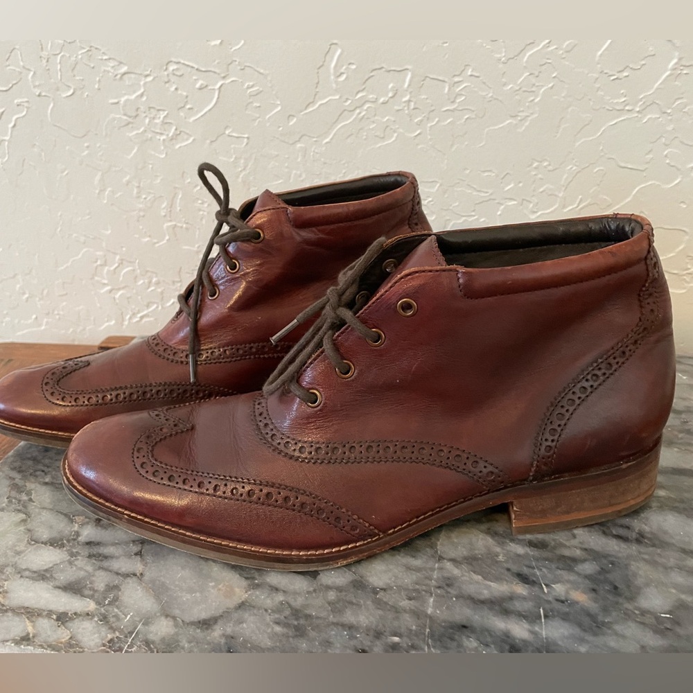 Cole Haan Liam Chukka II Wingtip Leather Ankle Lace Up Boots. Brown. 11. GUC.